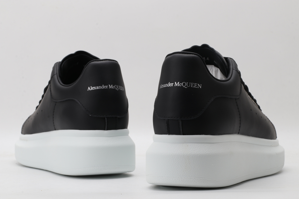 A*exander M*queen Sneaker