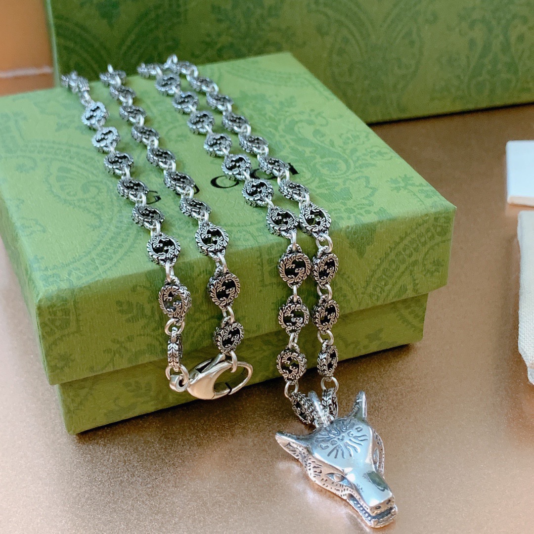Necklace010