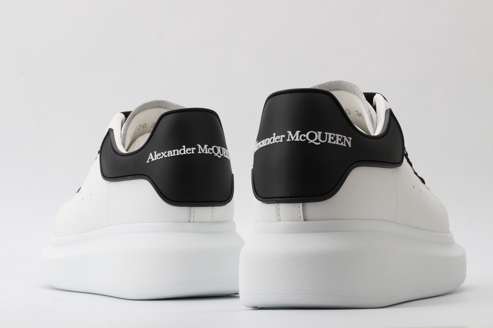 A*exander M*queen Sneaker