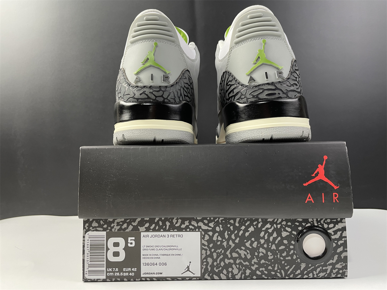 Air Jordan 3 136064-006