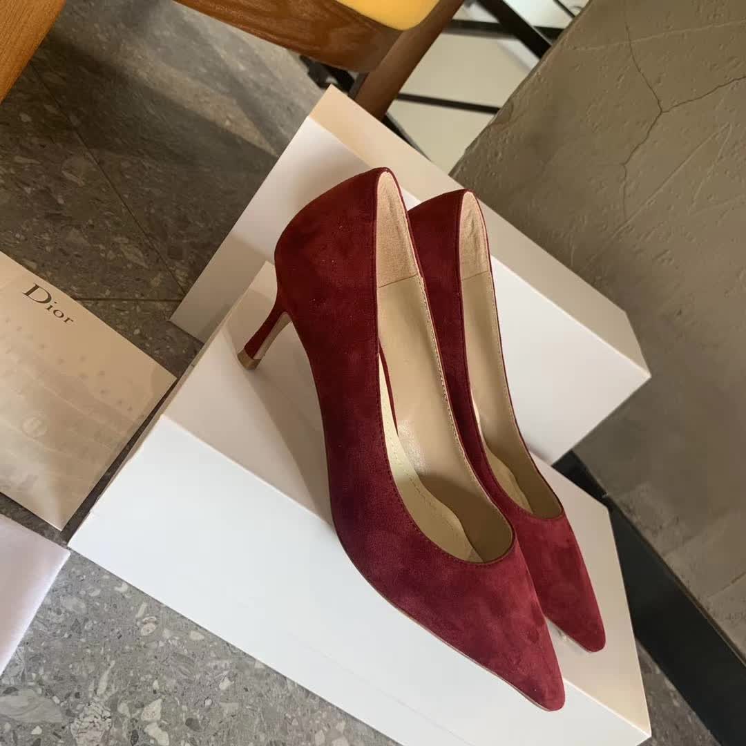 Women D*or Pump
