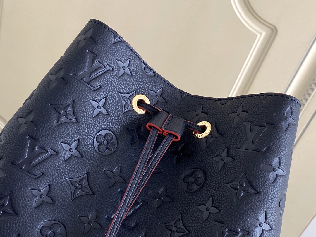 L*ouis V*uitton Top Bag 26*26*17.5cm