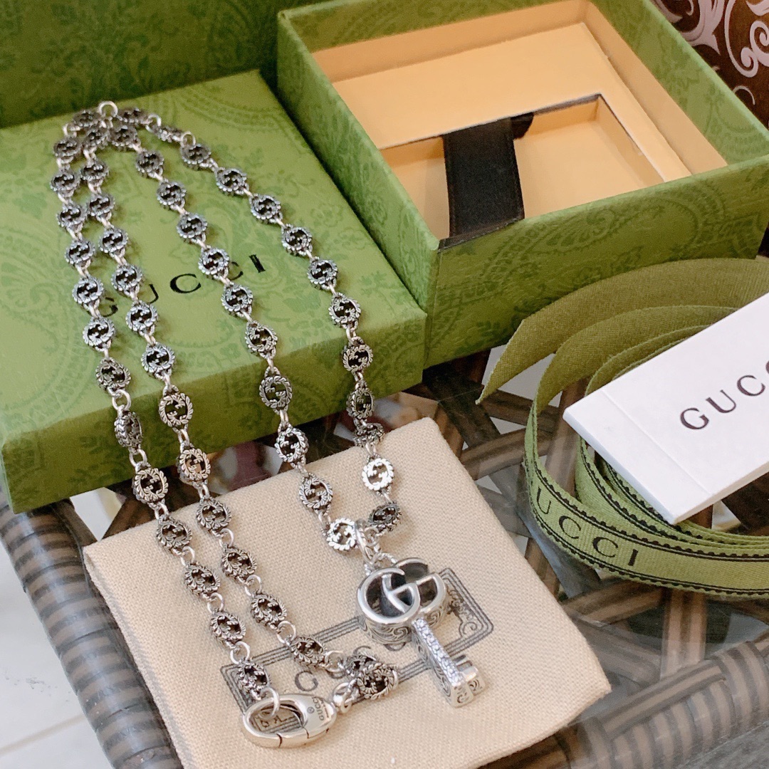 Necklace008