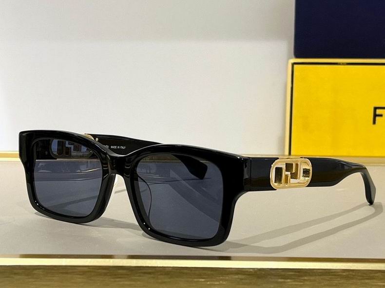 F*endi Glasses Top
