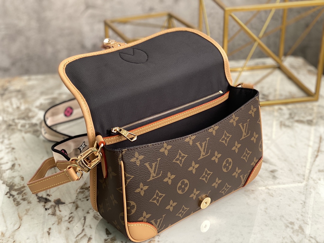 L*ouis V*uitton Bag Top Quality 25*9*15cm