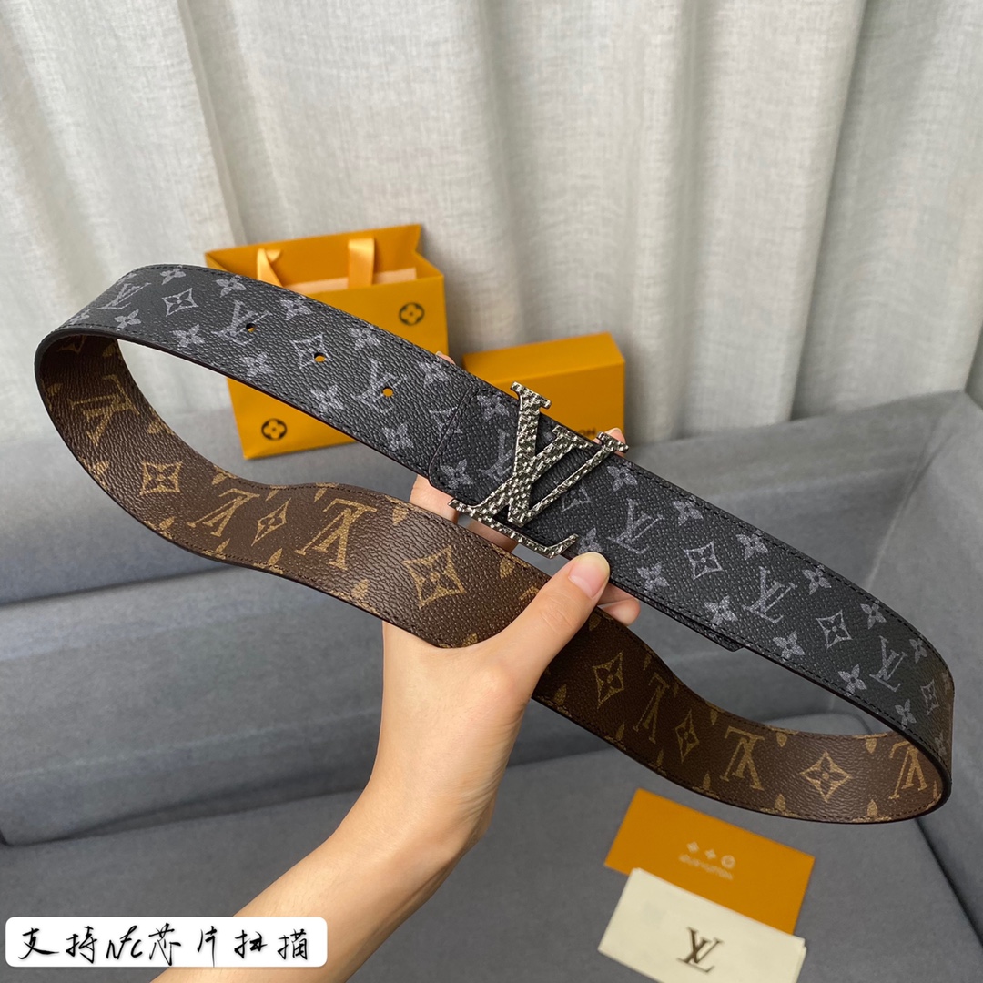 L*ouis V*uitton Belts Top Version