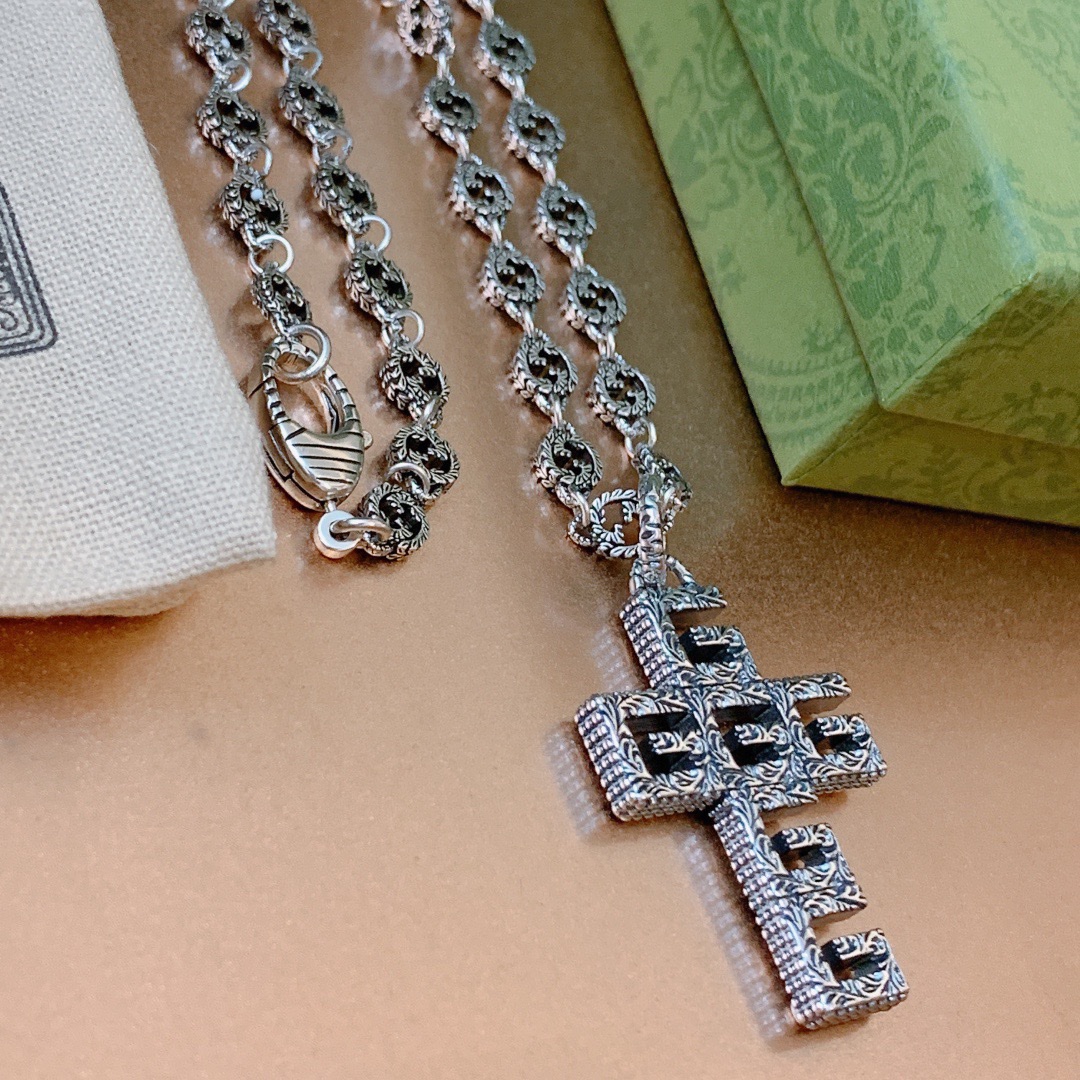 Necklace004