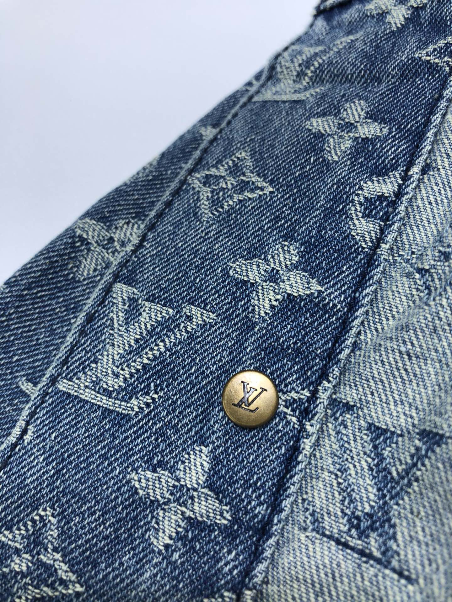 Men Jacket/Sweater Top Quality12