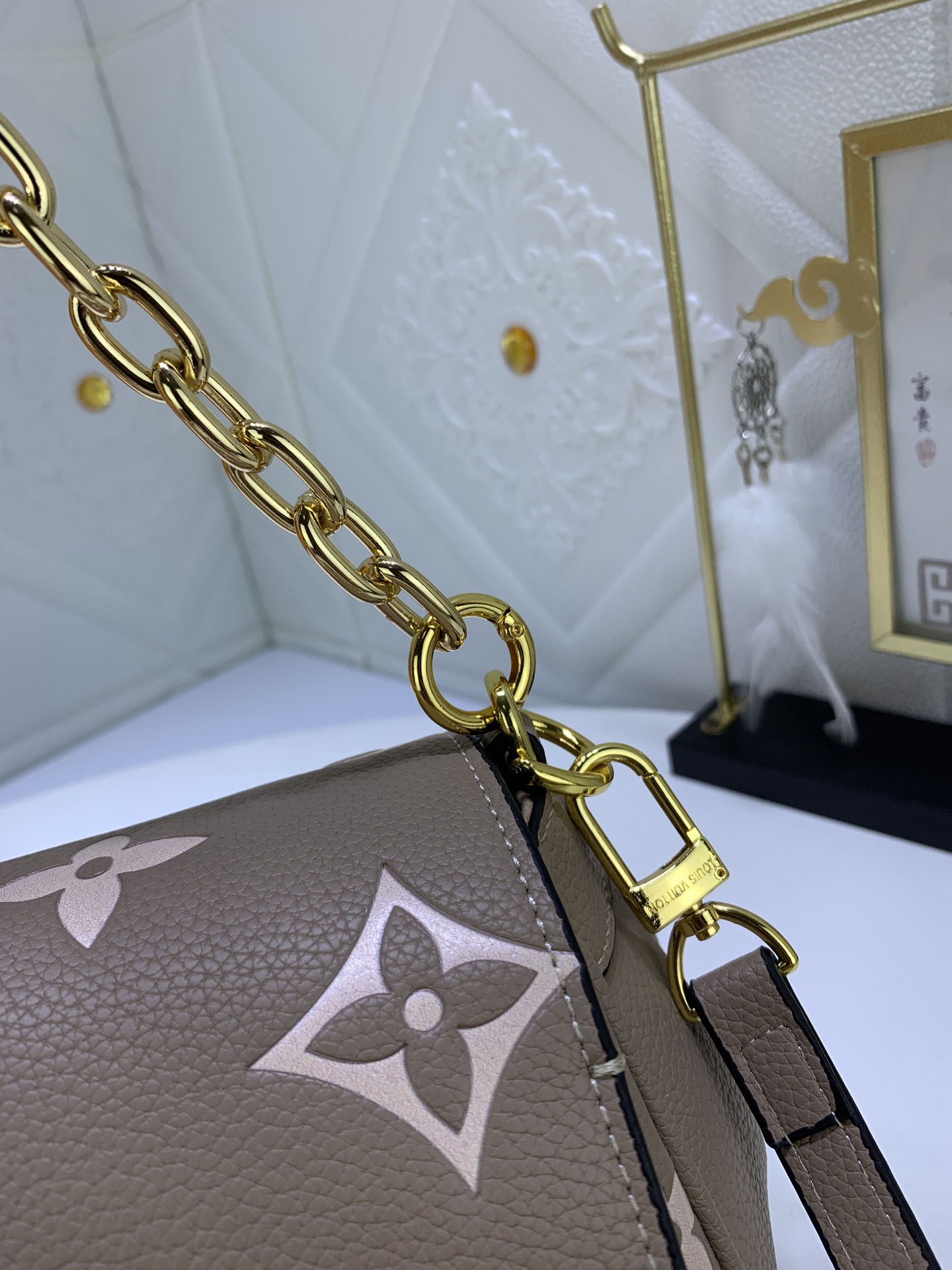 L*ouis V*uitton Bag Top Quality 24*14*9cm