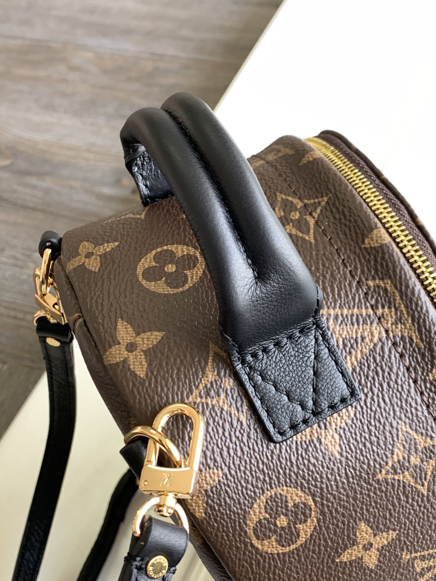 L*ouis V*uitton Bag Top Quality 15*22*9cm