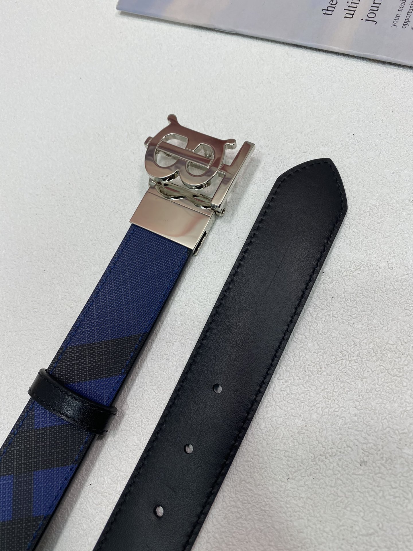 B*urberrry Belts Top Version 35MM