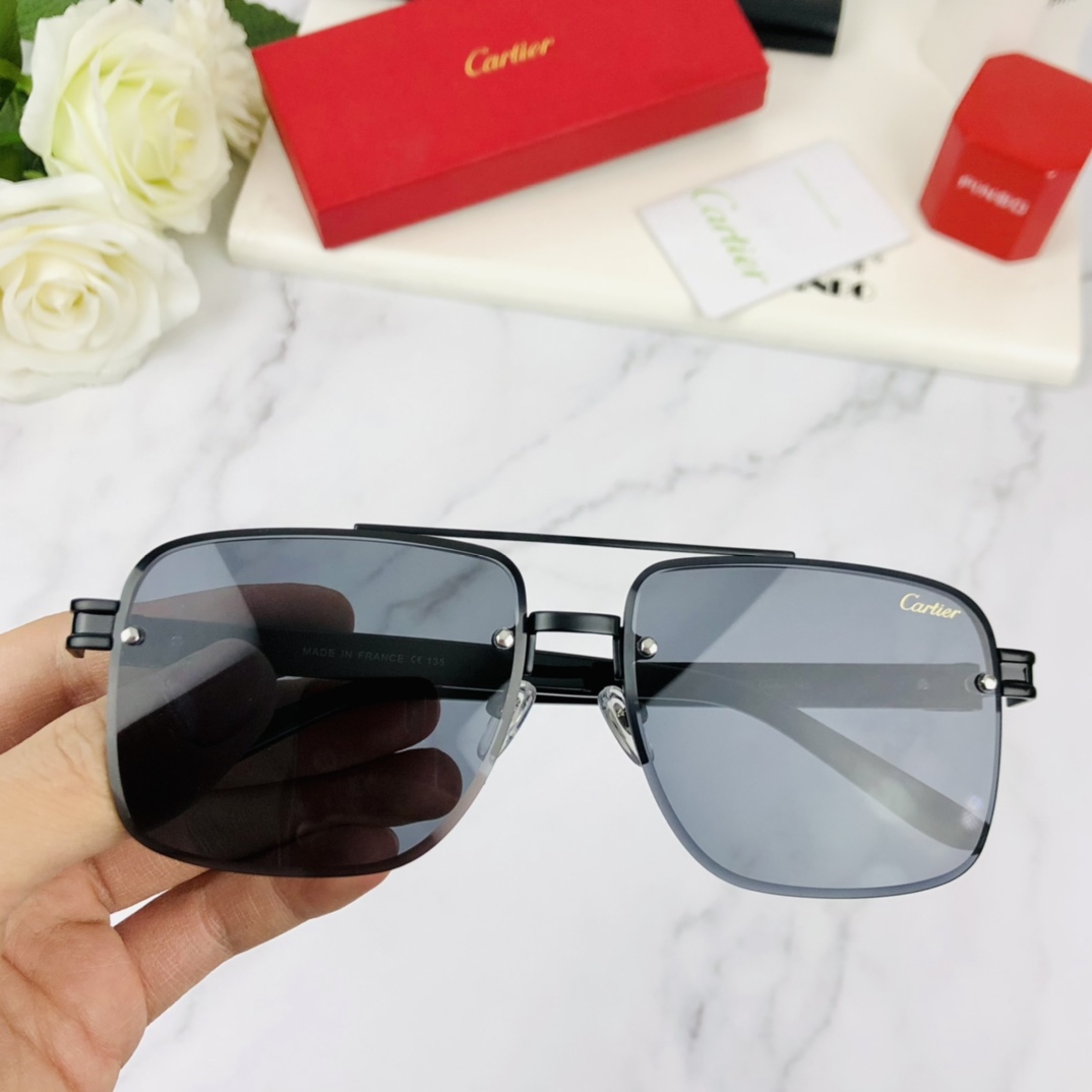 C*artier Glasses Top
