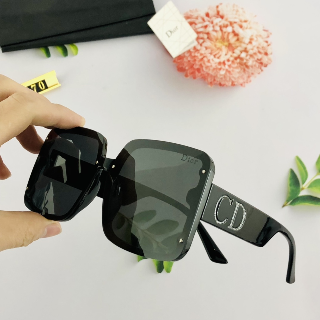 D*ior Glasses Top