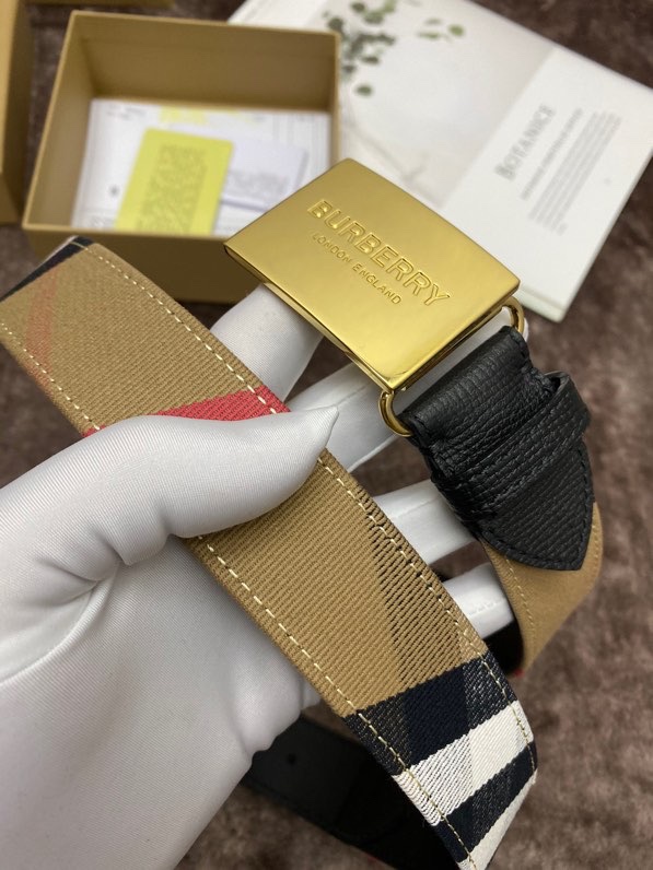 B*urberrry Belts Top Version 35MM