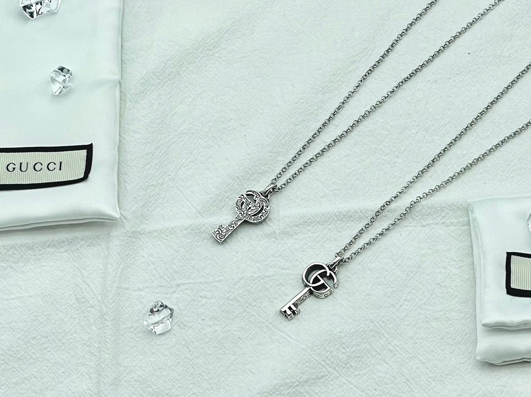 Necklace002