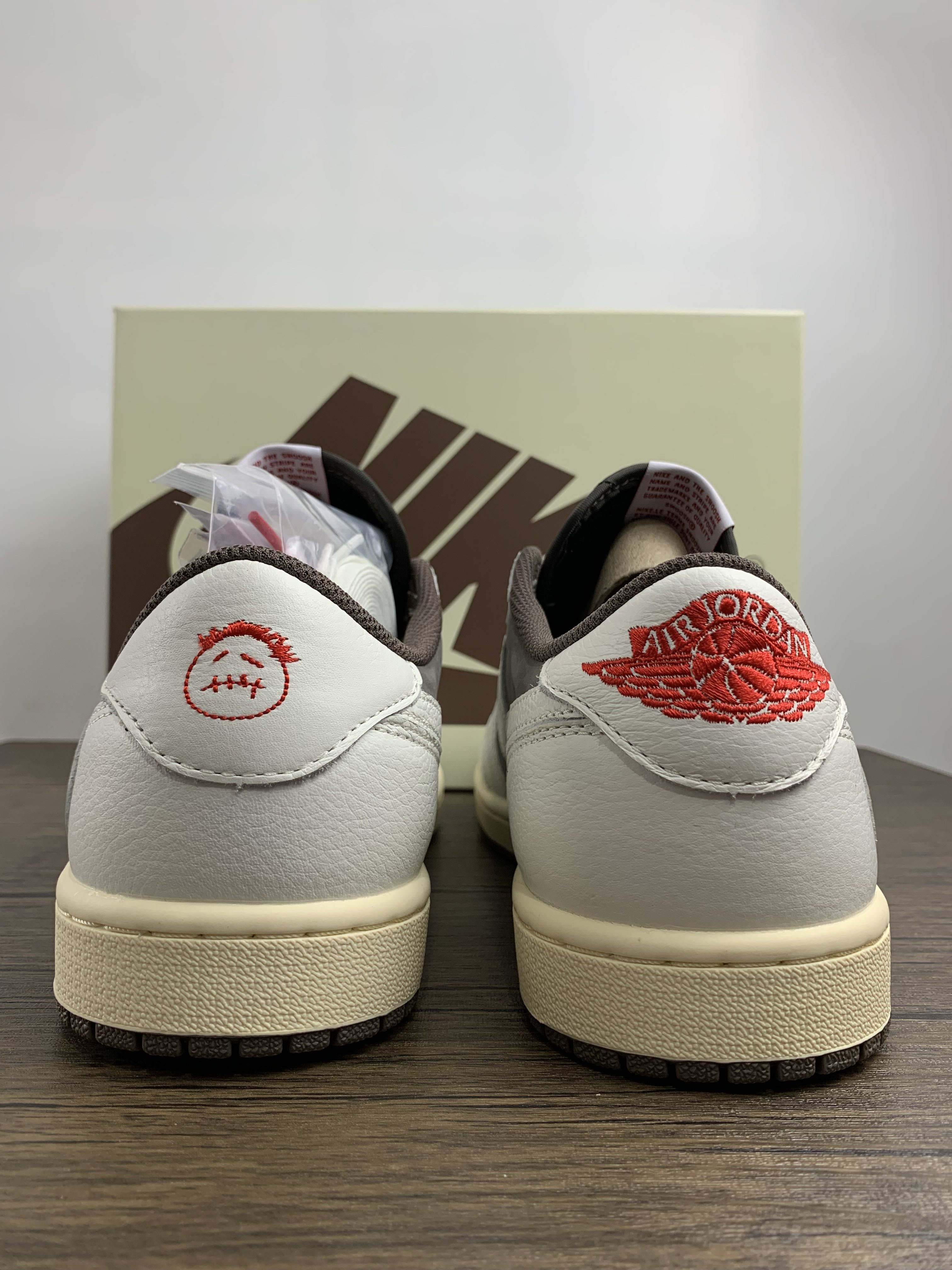 Travis Scott x Air Jordan 1 Low Reverse Mocha