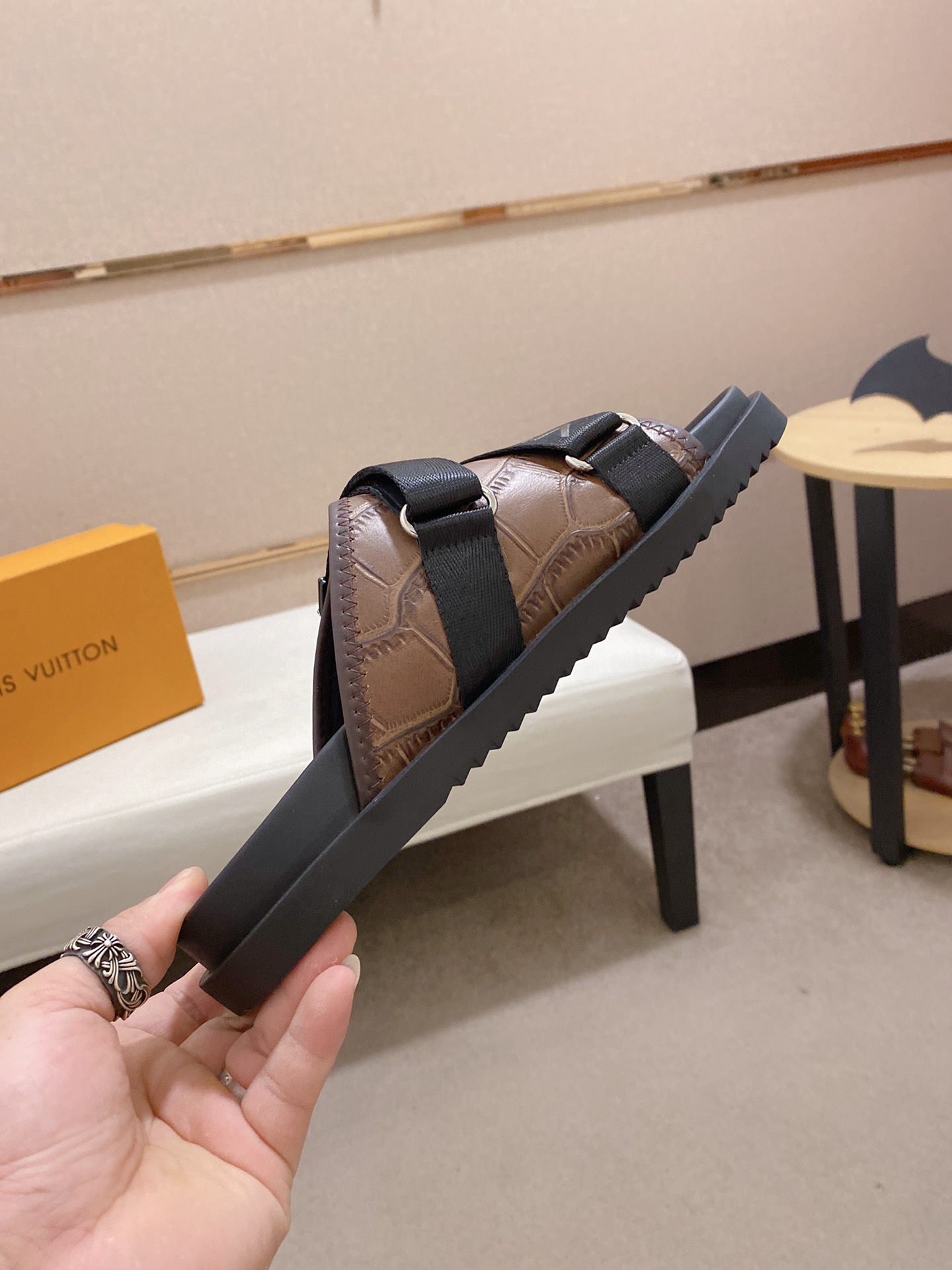 Men L*ouis V*uitton Top Slippers
