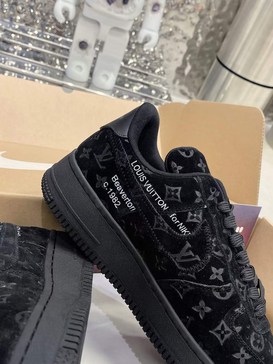 from Men Women L*ouis V*uitton x NIKE Air force1 22ss