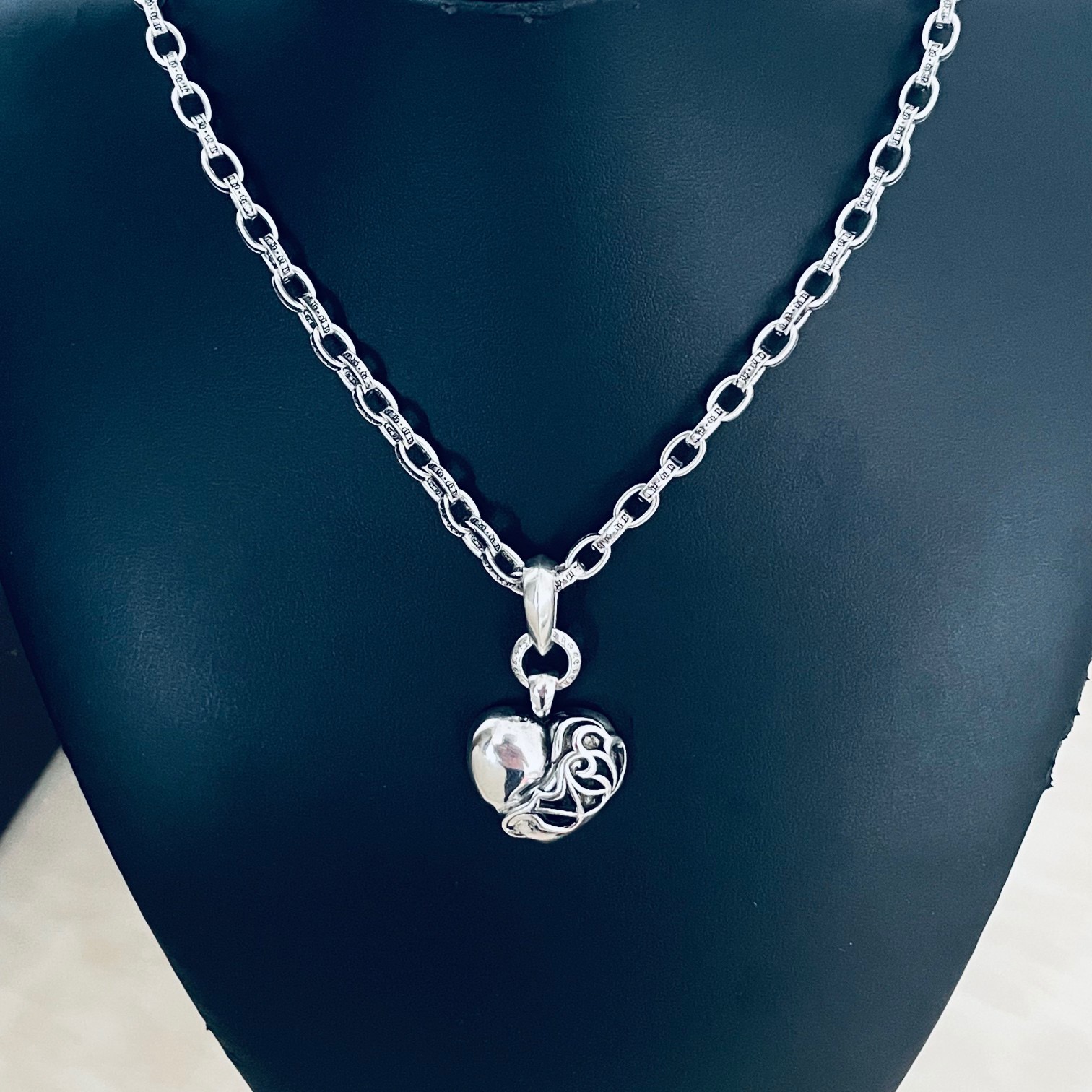 Copy Necklace C*hrome H*earts