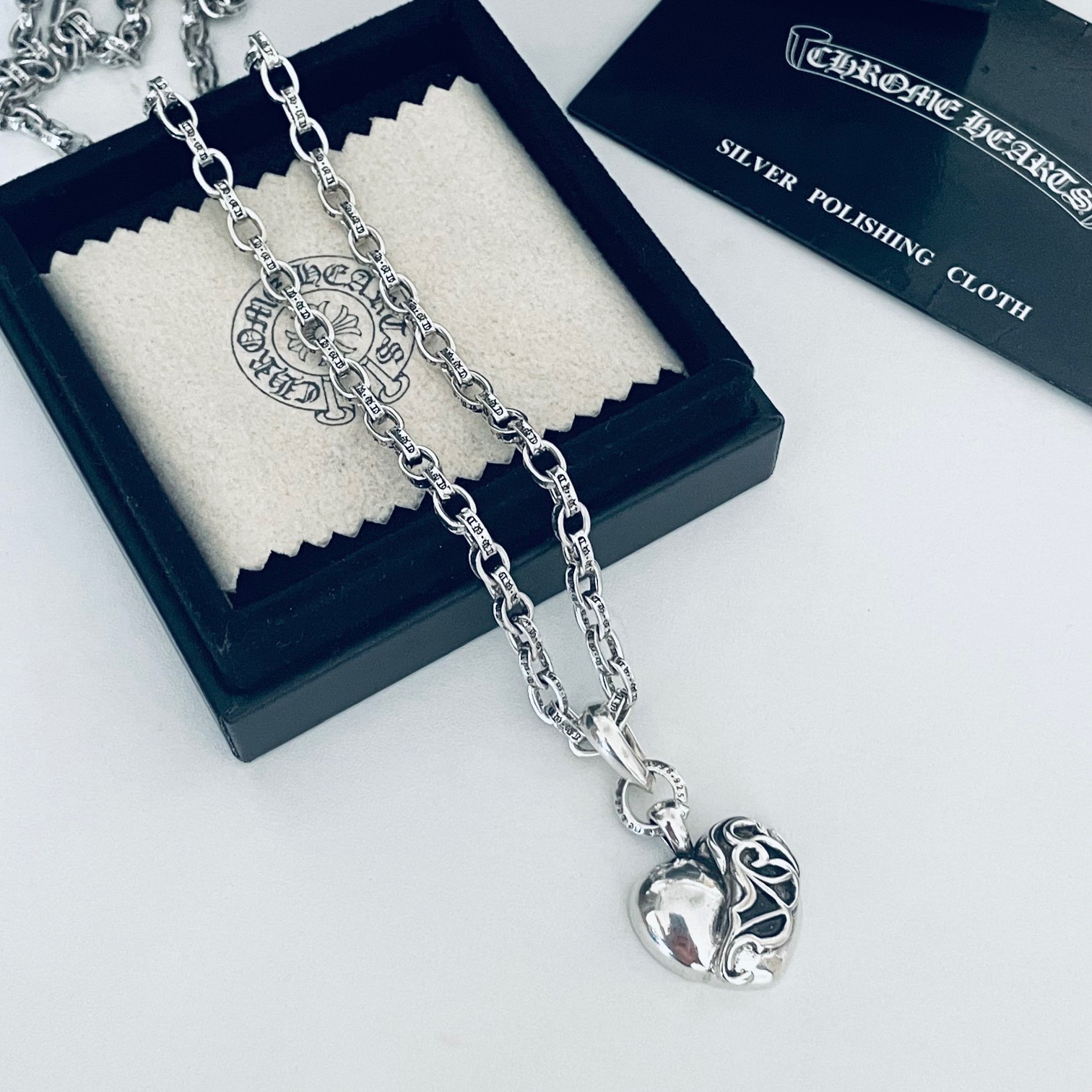 Copy Necklace C*hrome H*earts