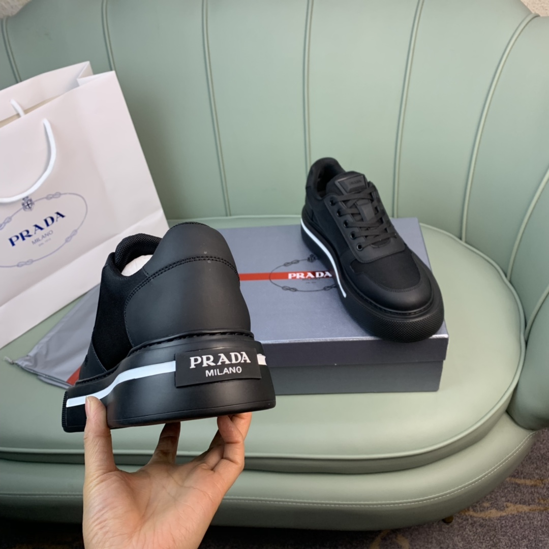 Men P*rada Top Sneaker （ ）