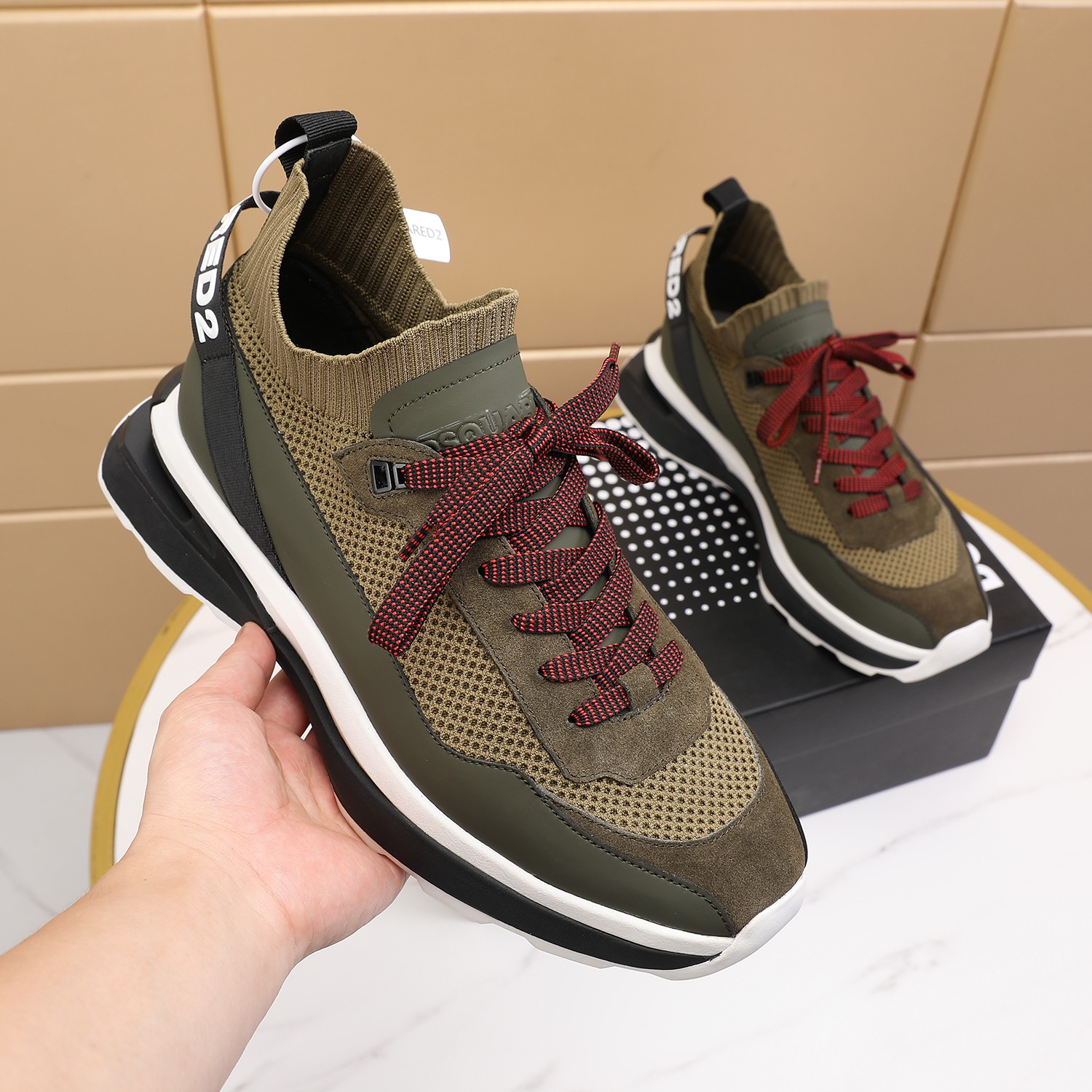 Men O*ff W*hite Top Sneakers