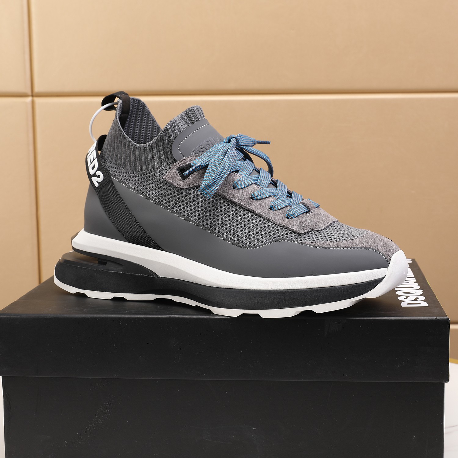 Men O*ff W*hite Top Sneakers