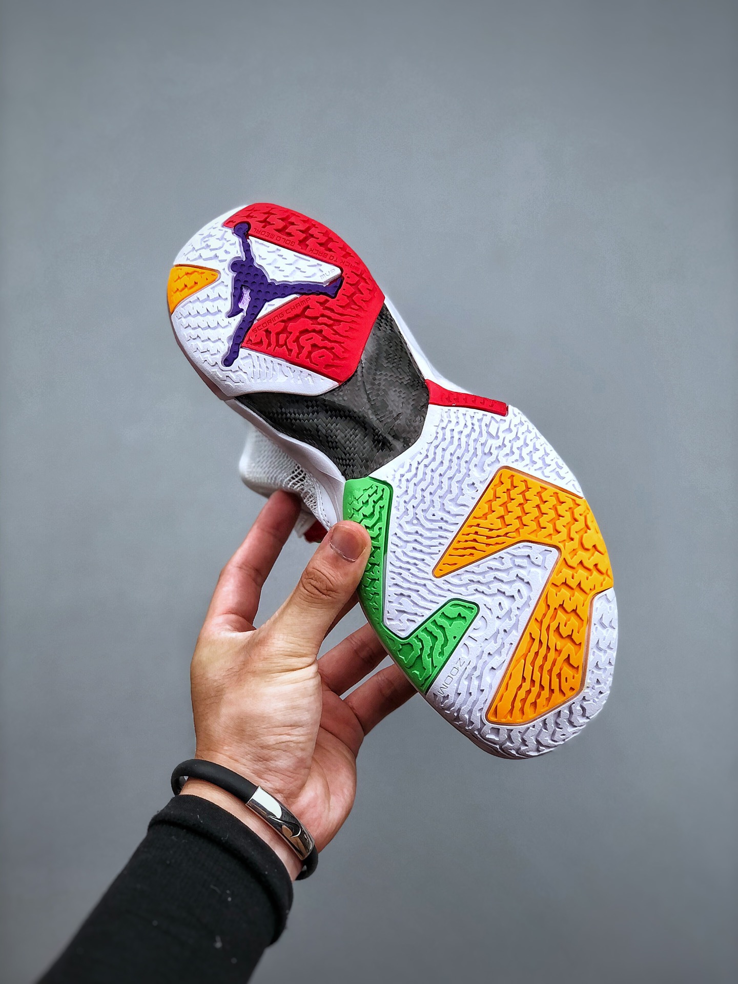 Nike Air Jordan 37