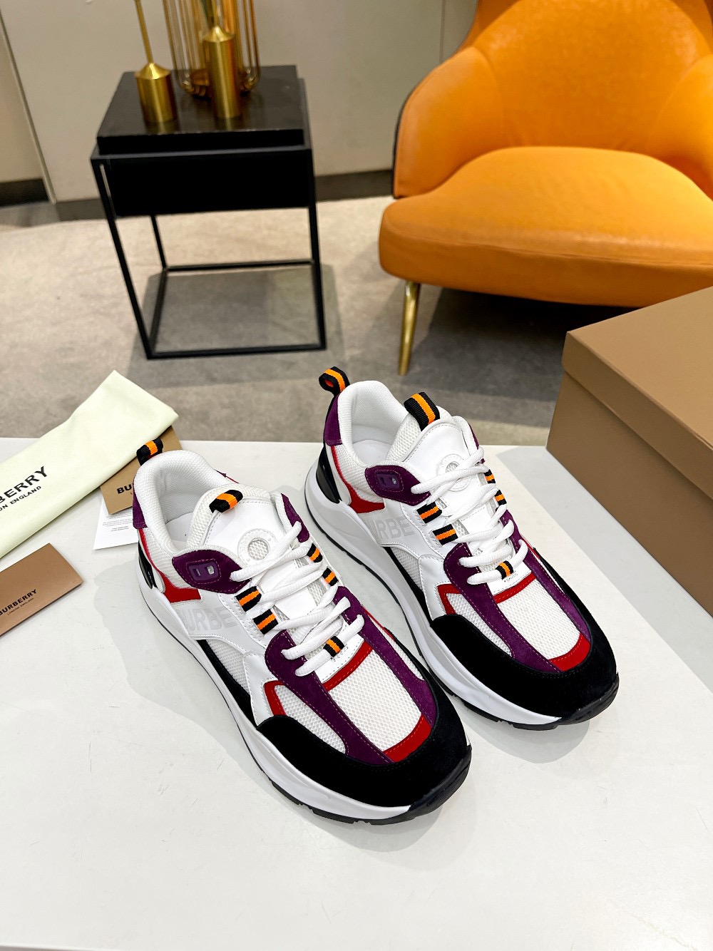 Men B*rberry Sneaker ()