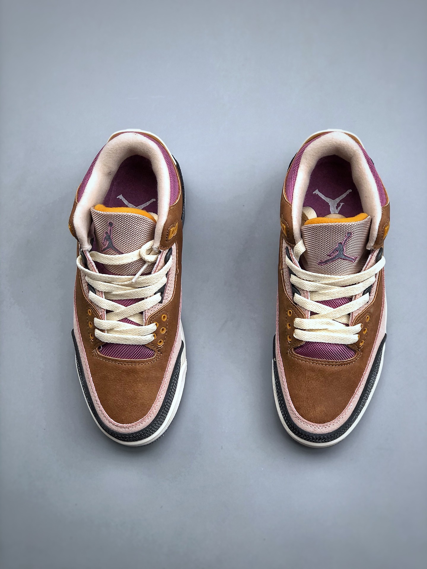 NIKE Air Jordan 3