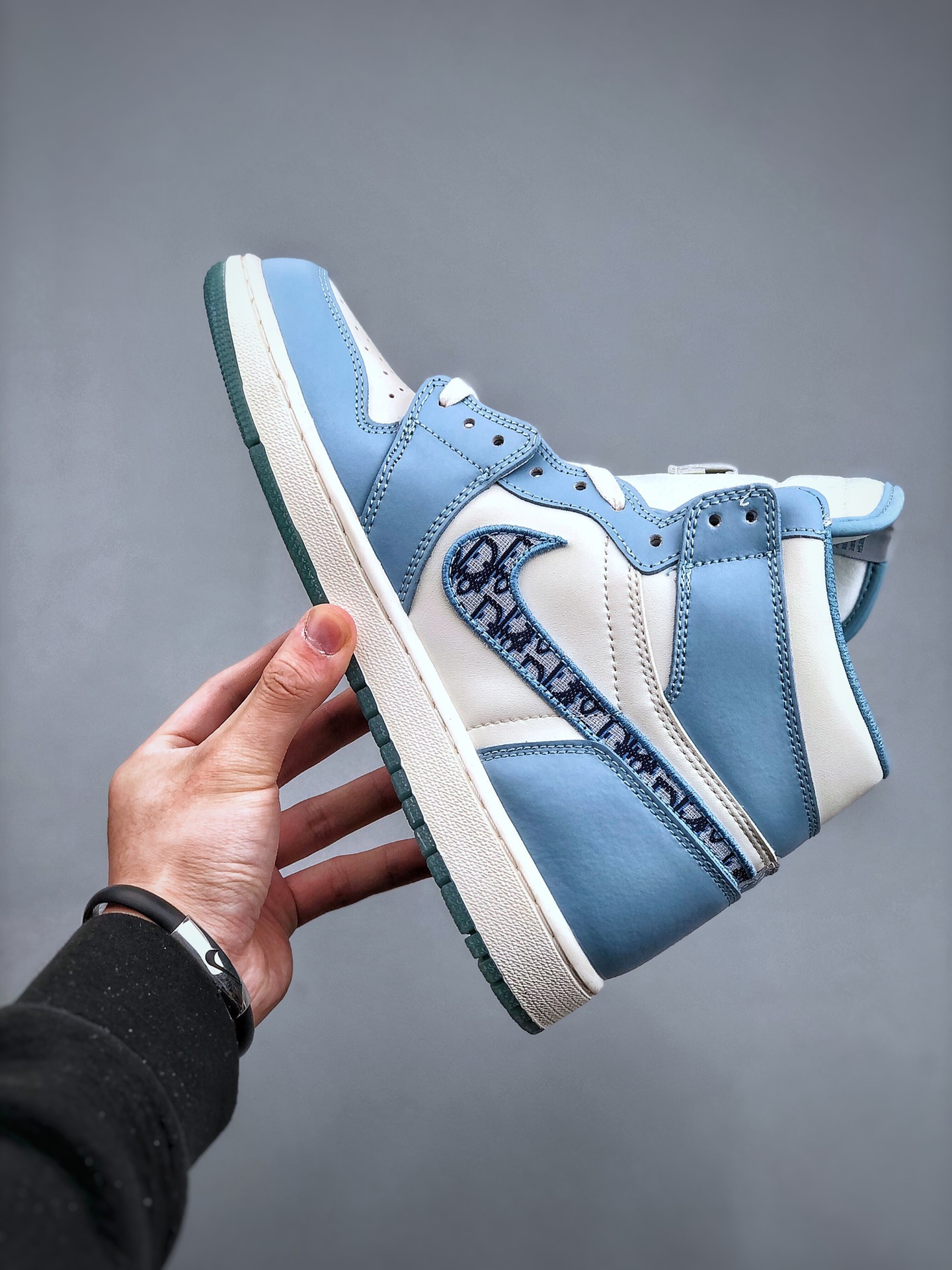 Nike Air Jordan 1 High