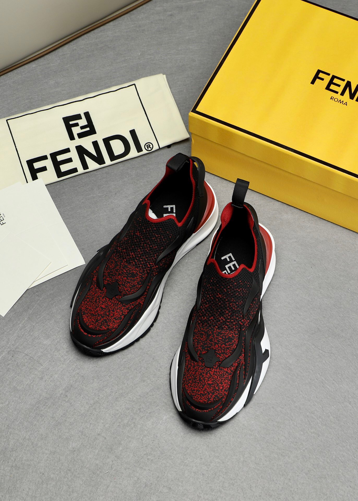 Men F*endi Top Sneaker （ ）
