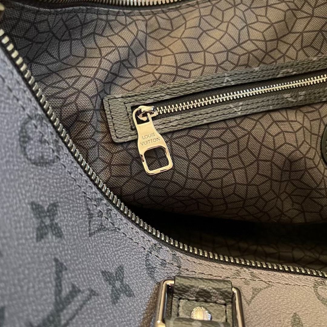 L*ouis V*uitton Top Bag