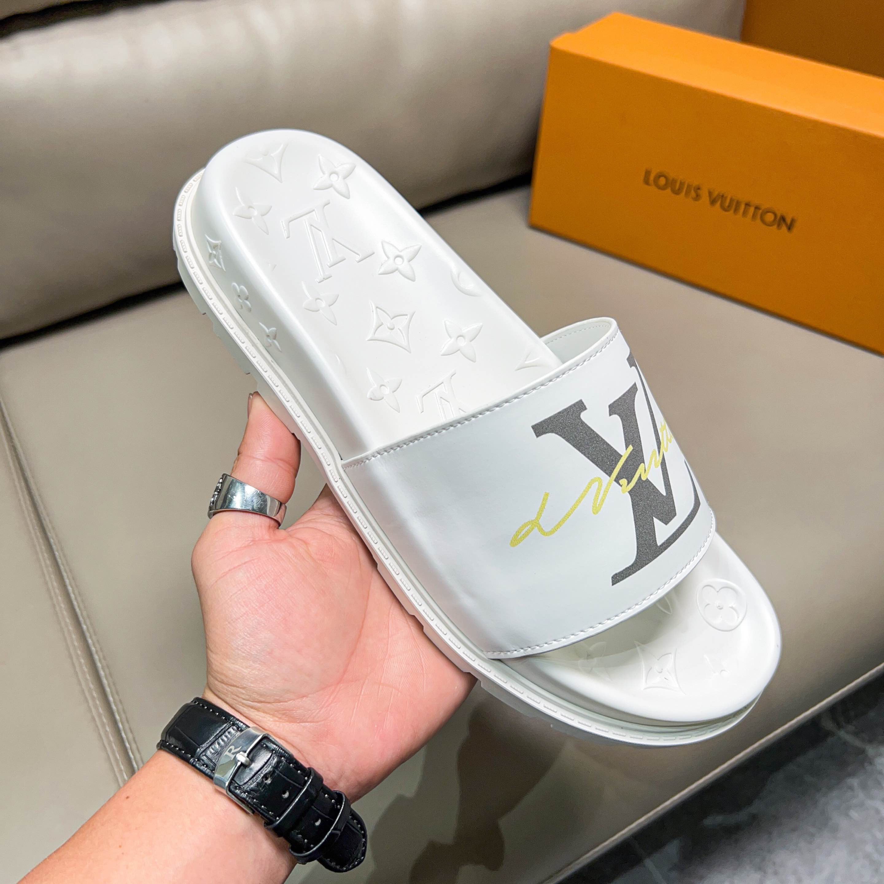 Men L*ouis V*uitton Top Slippers