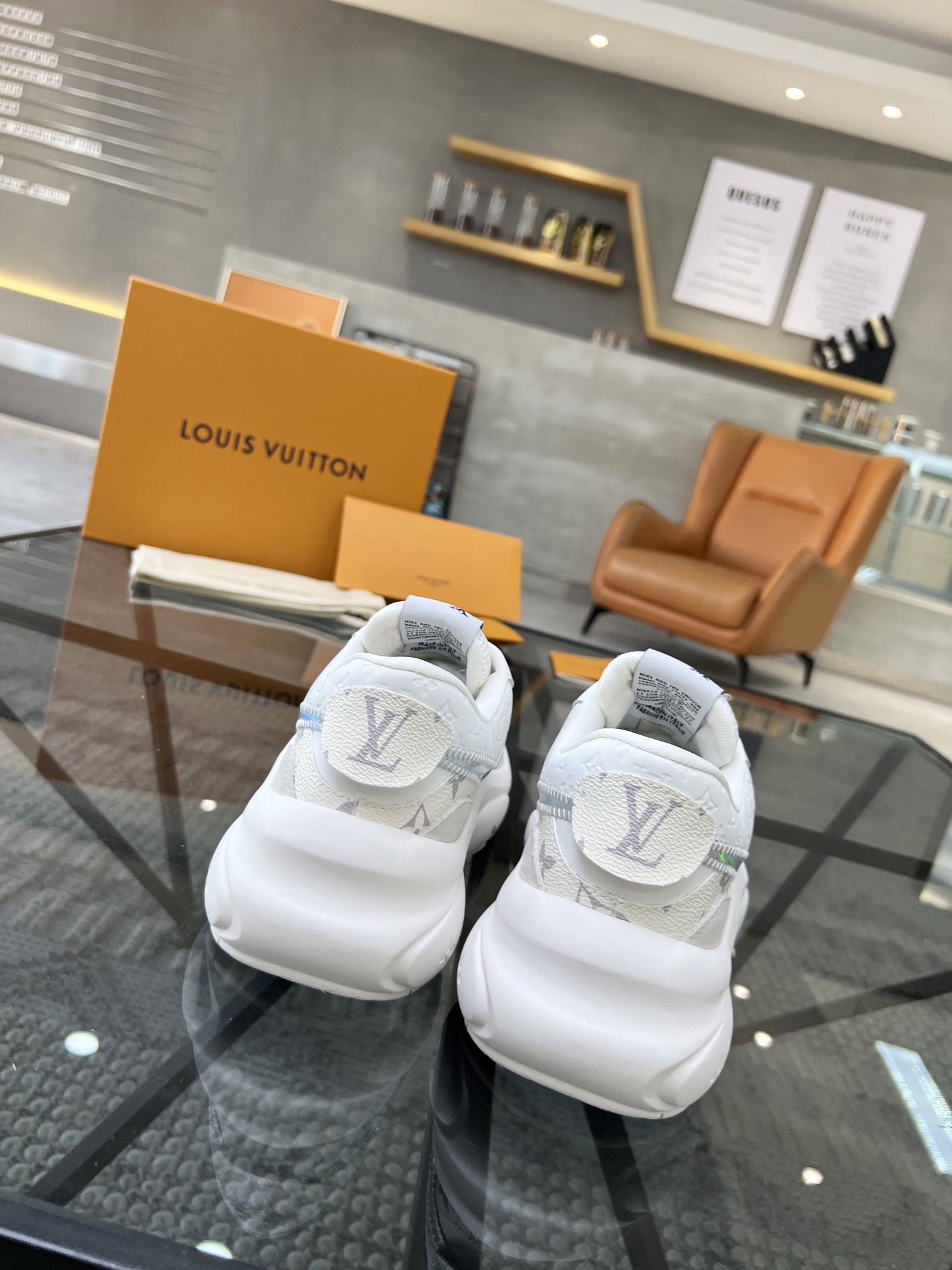 Men L*ouis V*uitton x NIKE Sneakers Maikesneakers