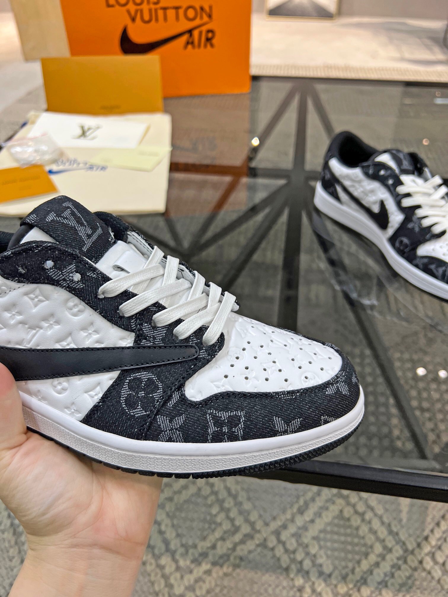 Men L*ouis V*uitton x NIKE Sneakers Maikesneakers