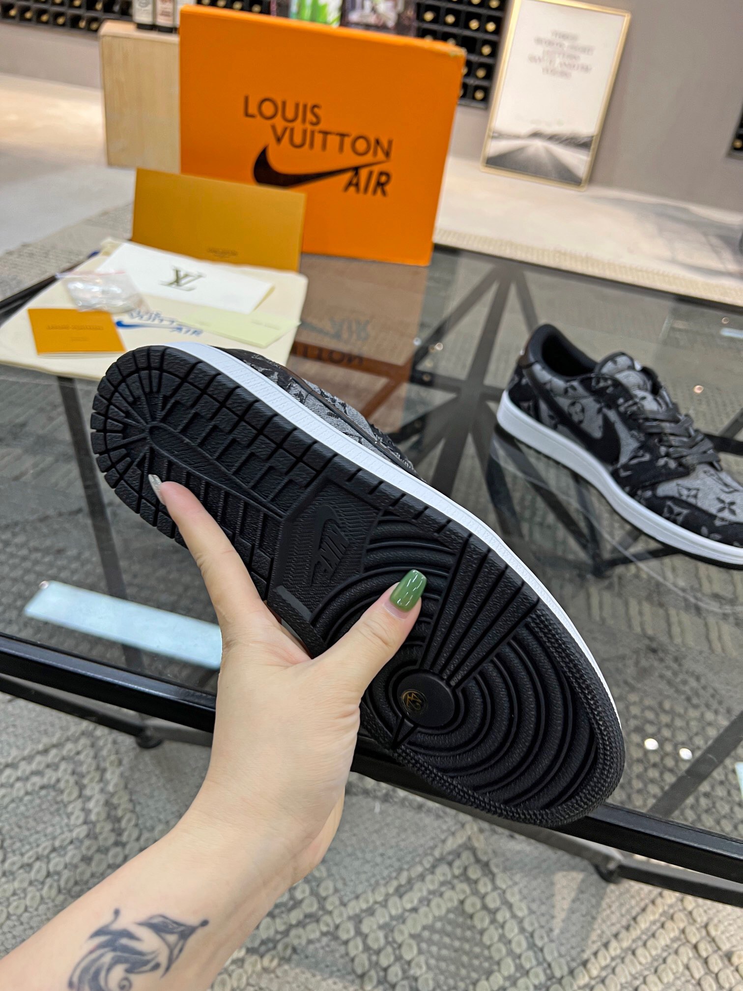 Men L*ouis V*uitton x NIKE Sneakers Maikesneakers