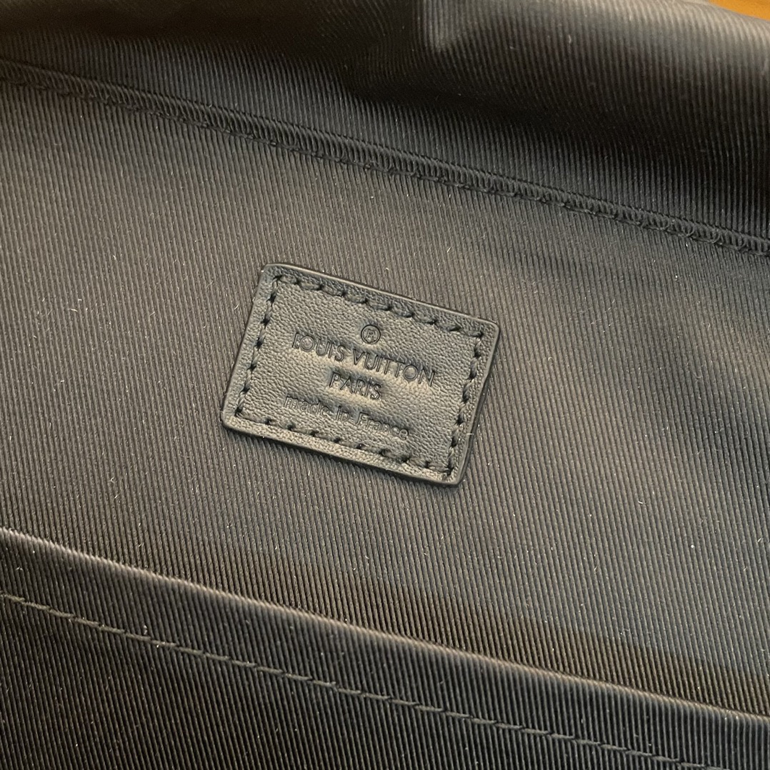 L*ouis V*uitton Top Bag