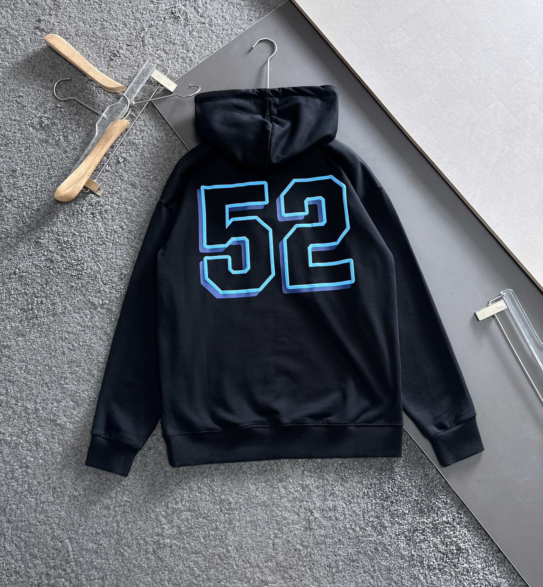 Men Sweater Top Quality ()