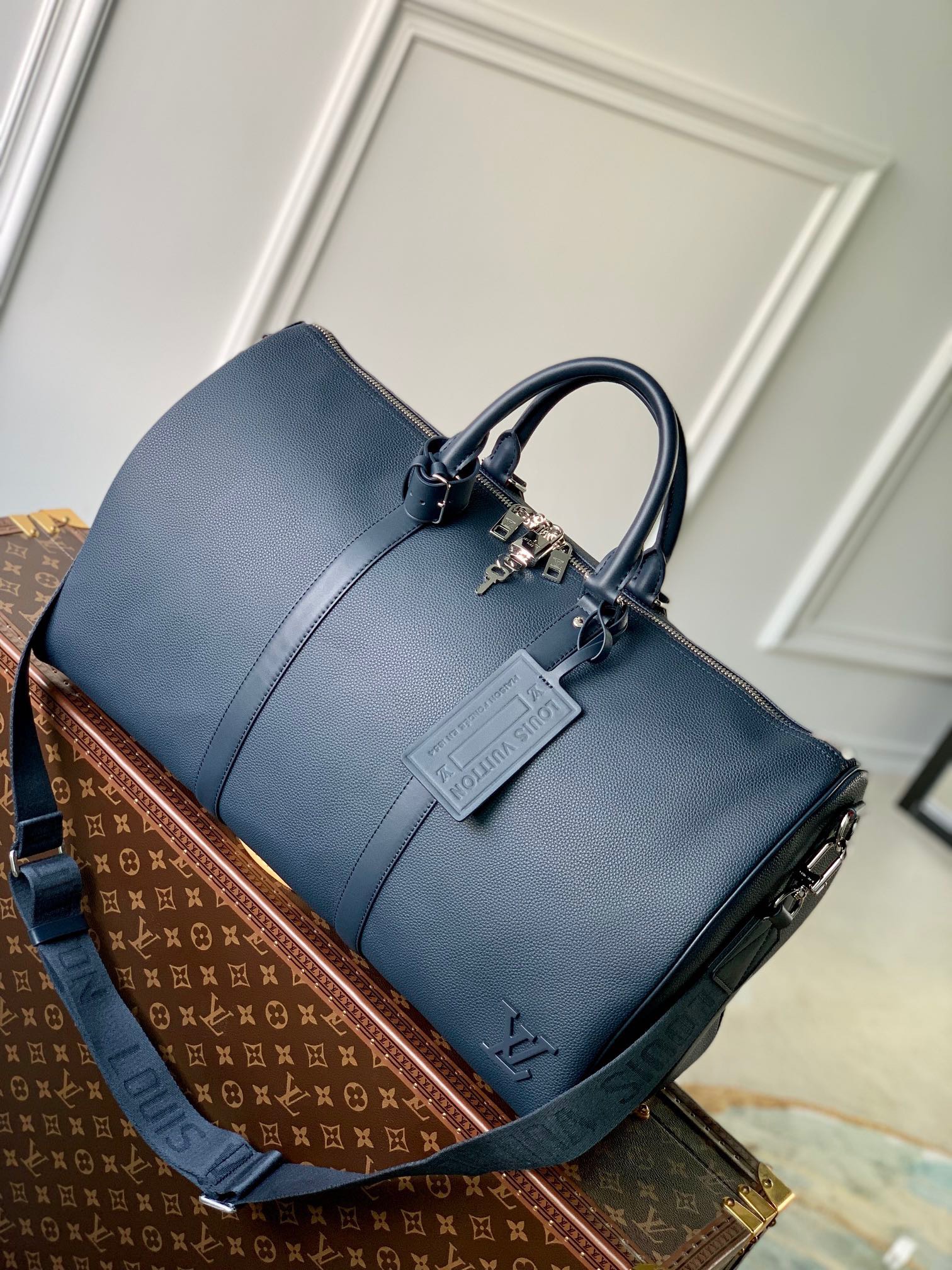 L*ouis V*uitton Top Bag