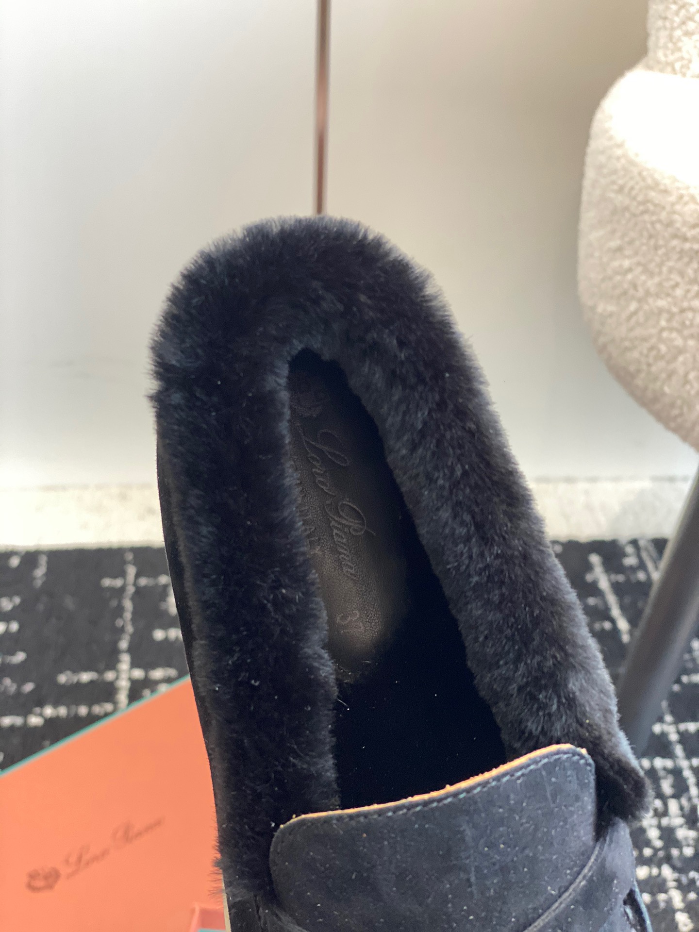 Women L*oro P*iana Top Loafer ()