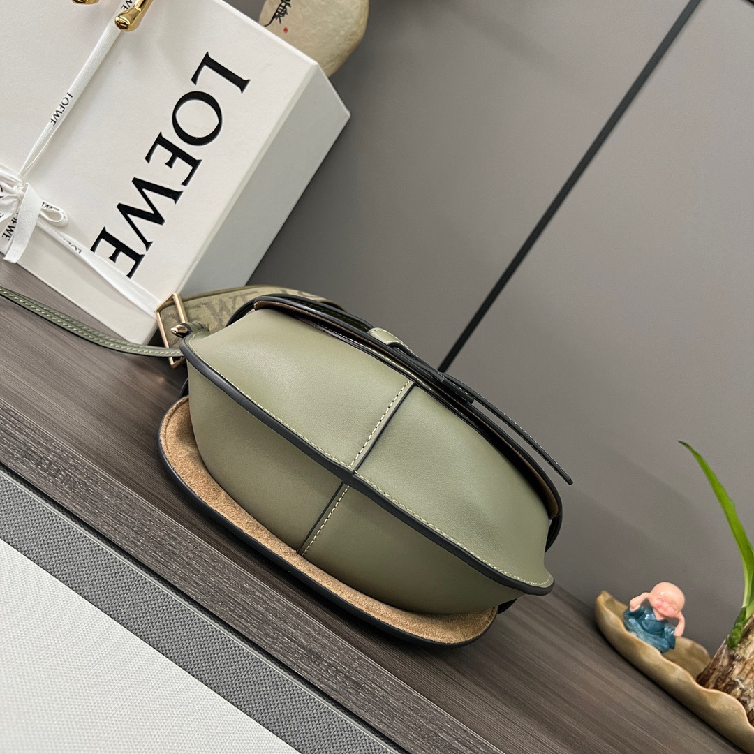 L*oewe Bag 011821 Top Quality
