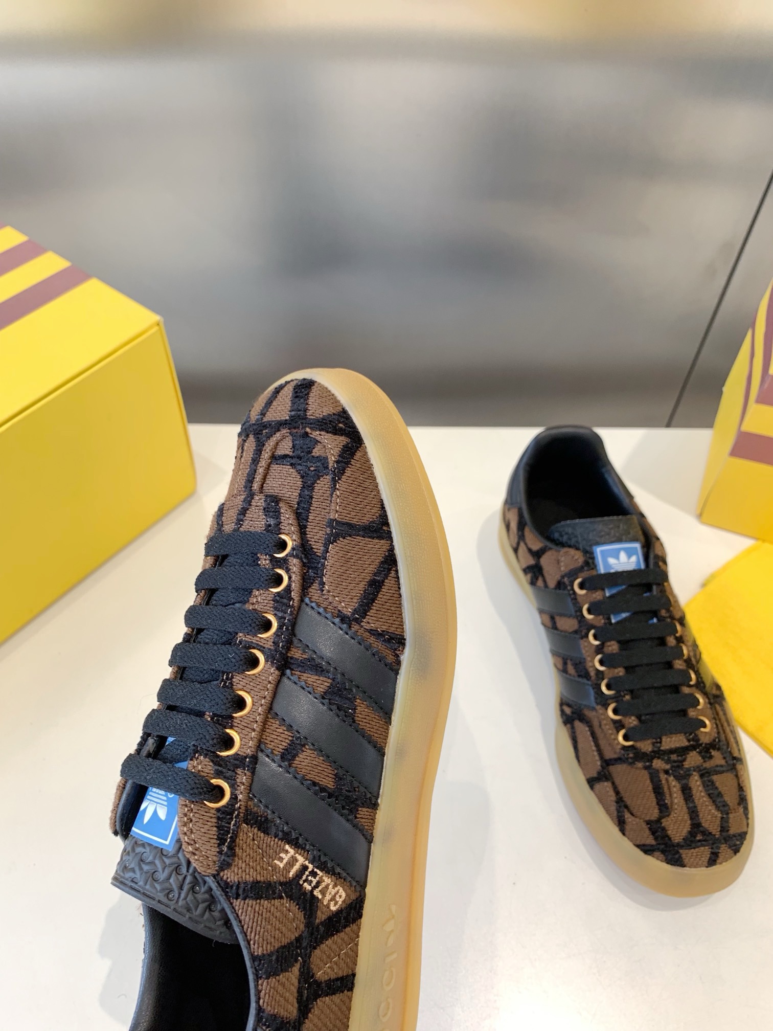 Men Women G*ucci Top Sneaker