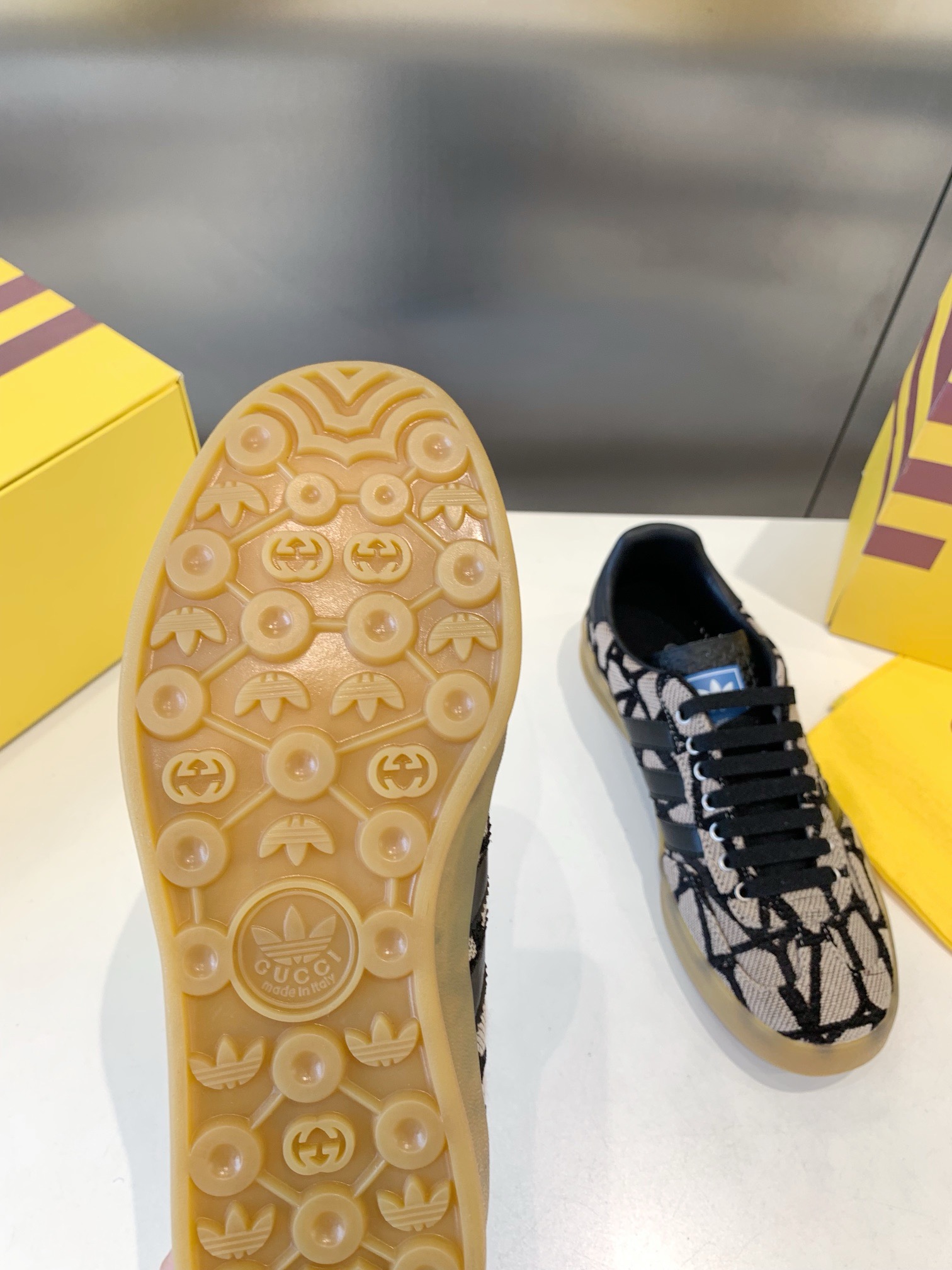 Men Women G*ucci Top Sneaker