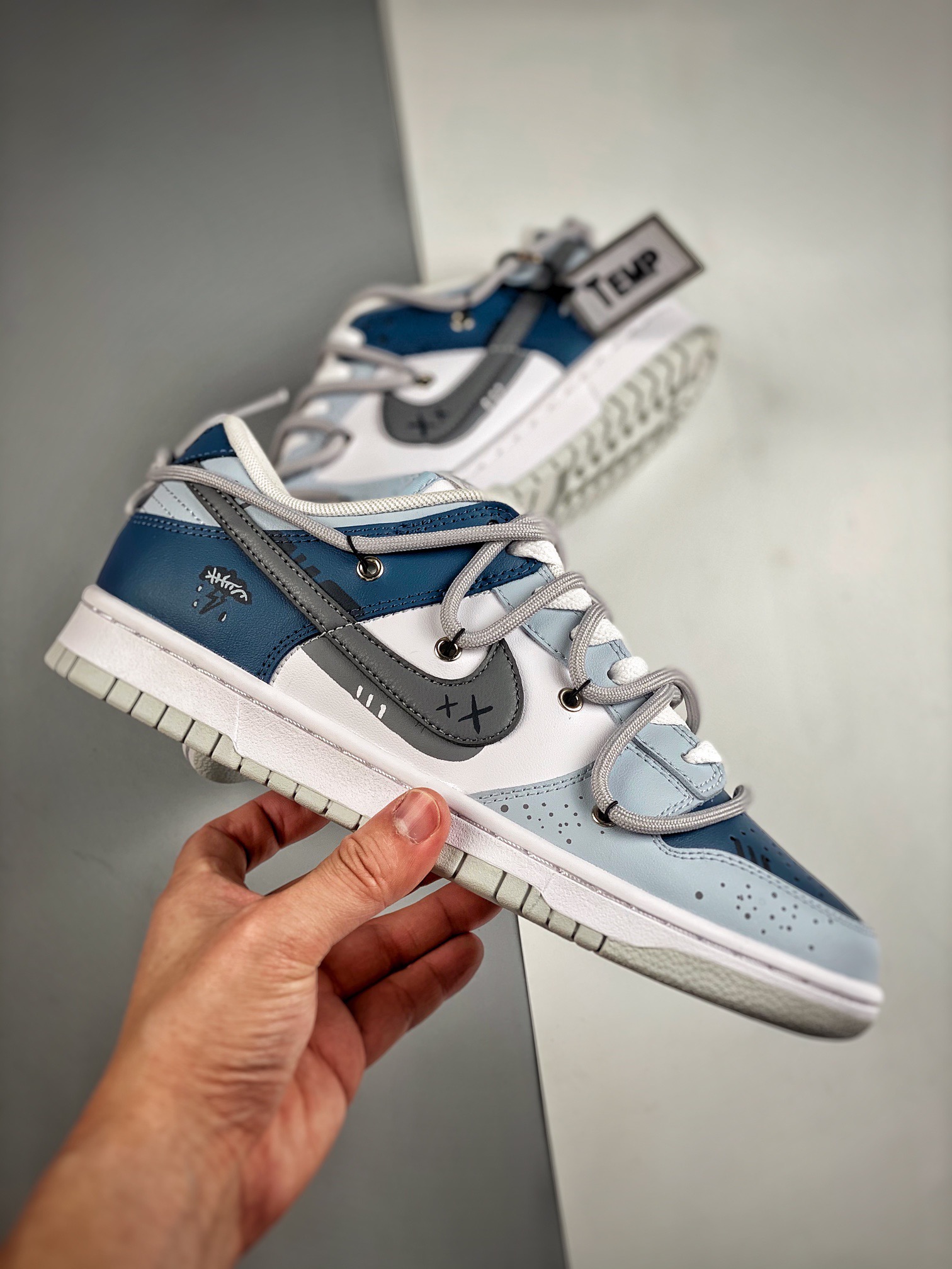 Men Women Nike SB Dunk Low