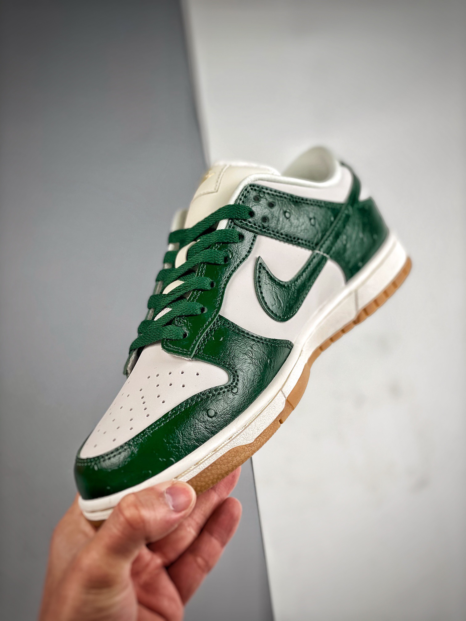 Men Women Nike SB Dunk Low