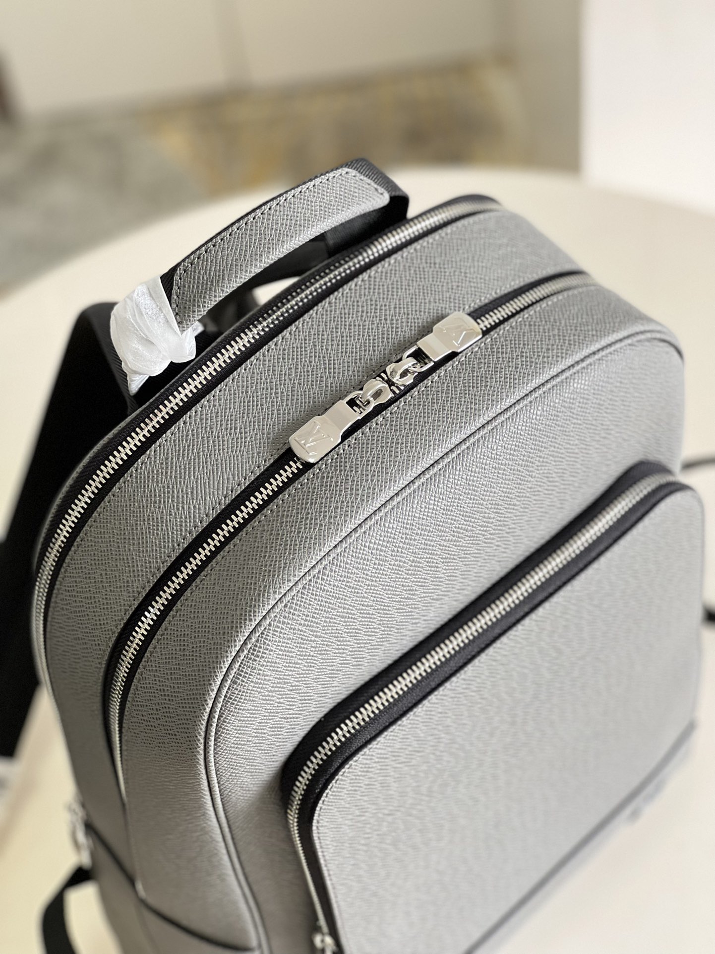 L*ouis V*uitton Top Bag