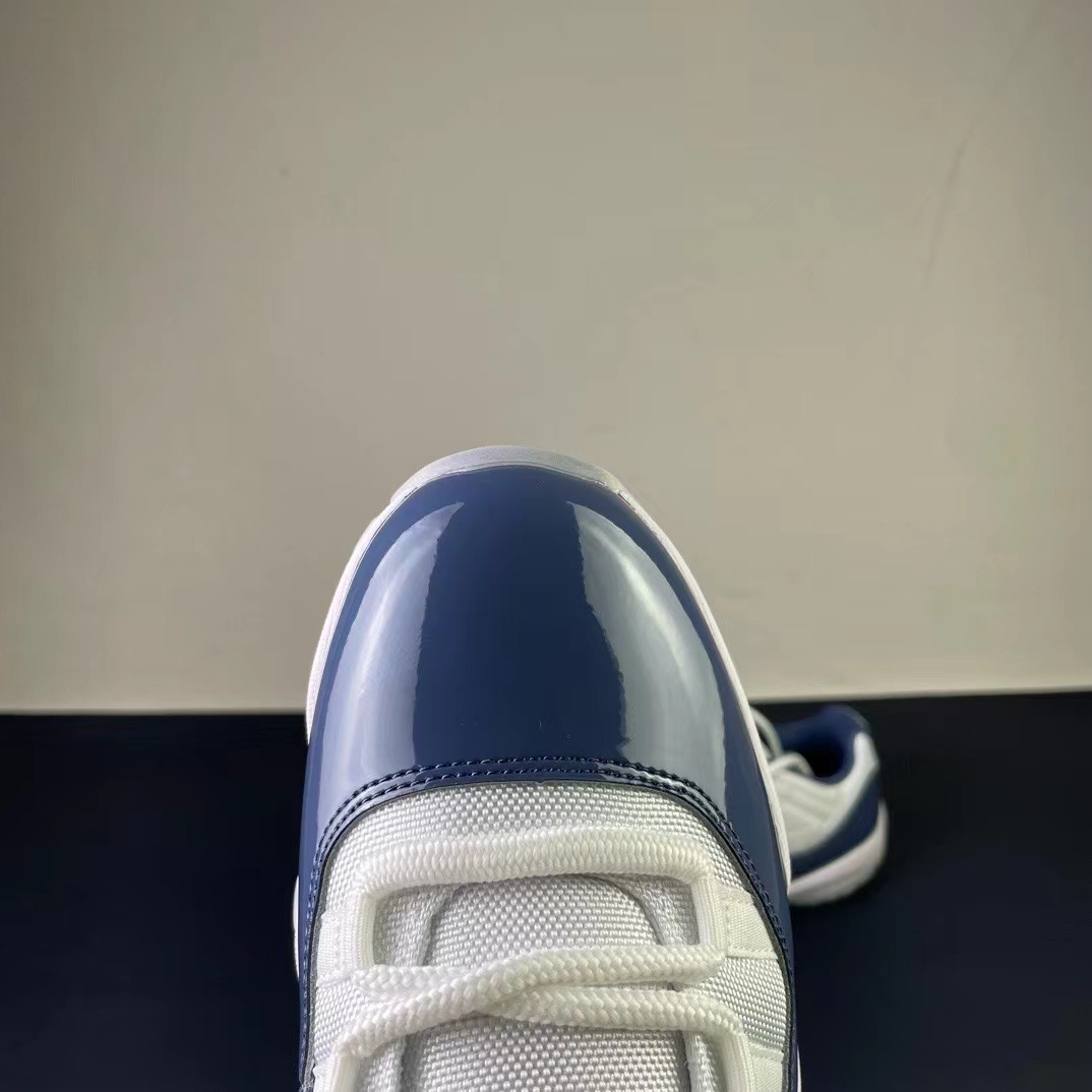 NIKE Air Jordan 11()