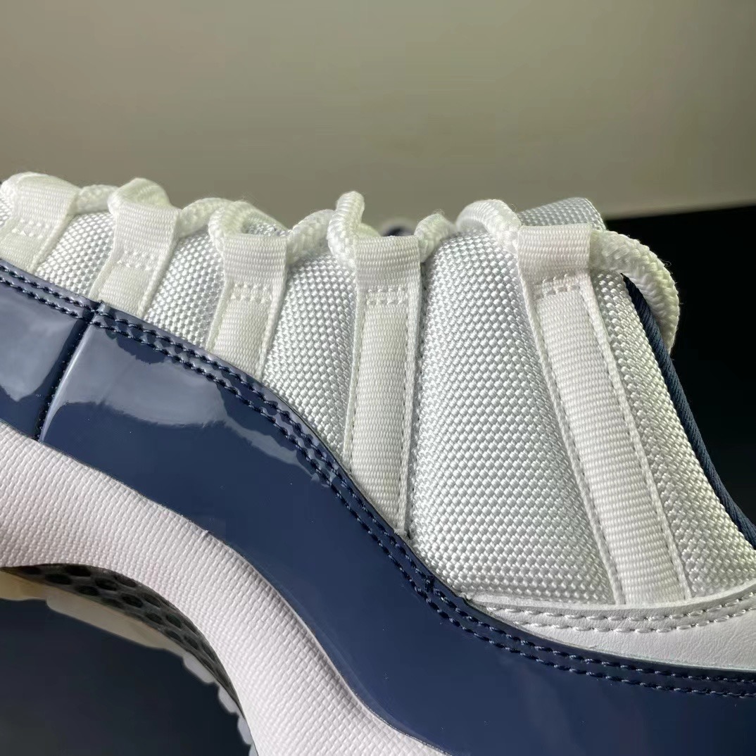 NIKE Air Jordan 11()