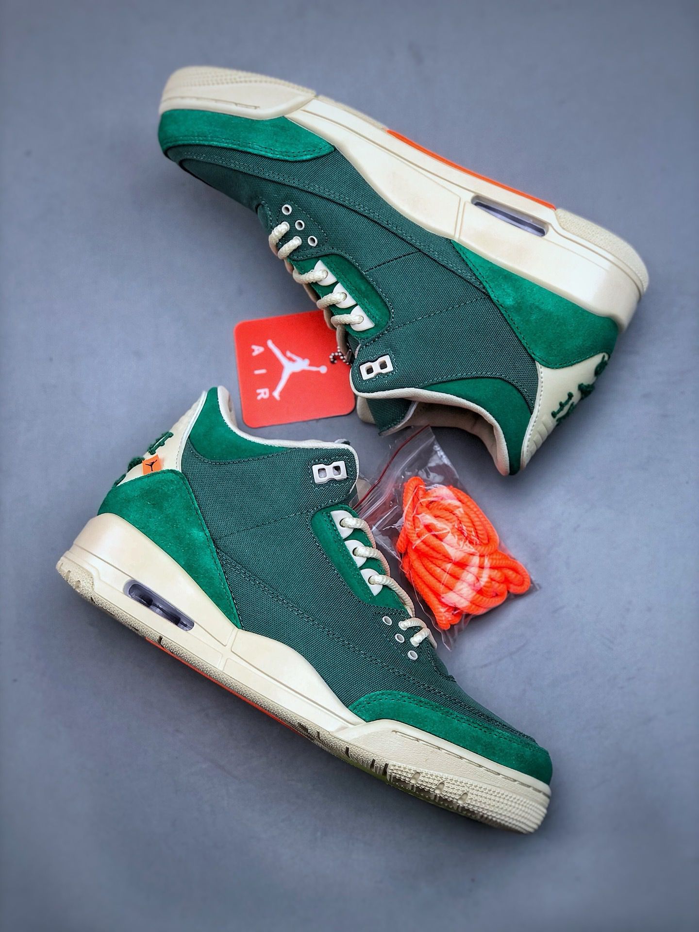 NIKE Air Jordan 3